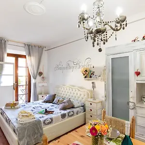  Apartment La Bomboniera Chic Di Italy